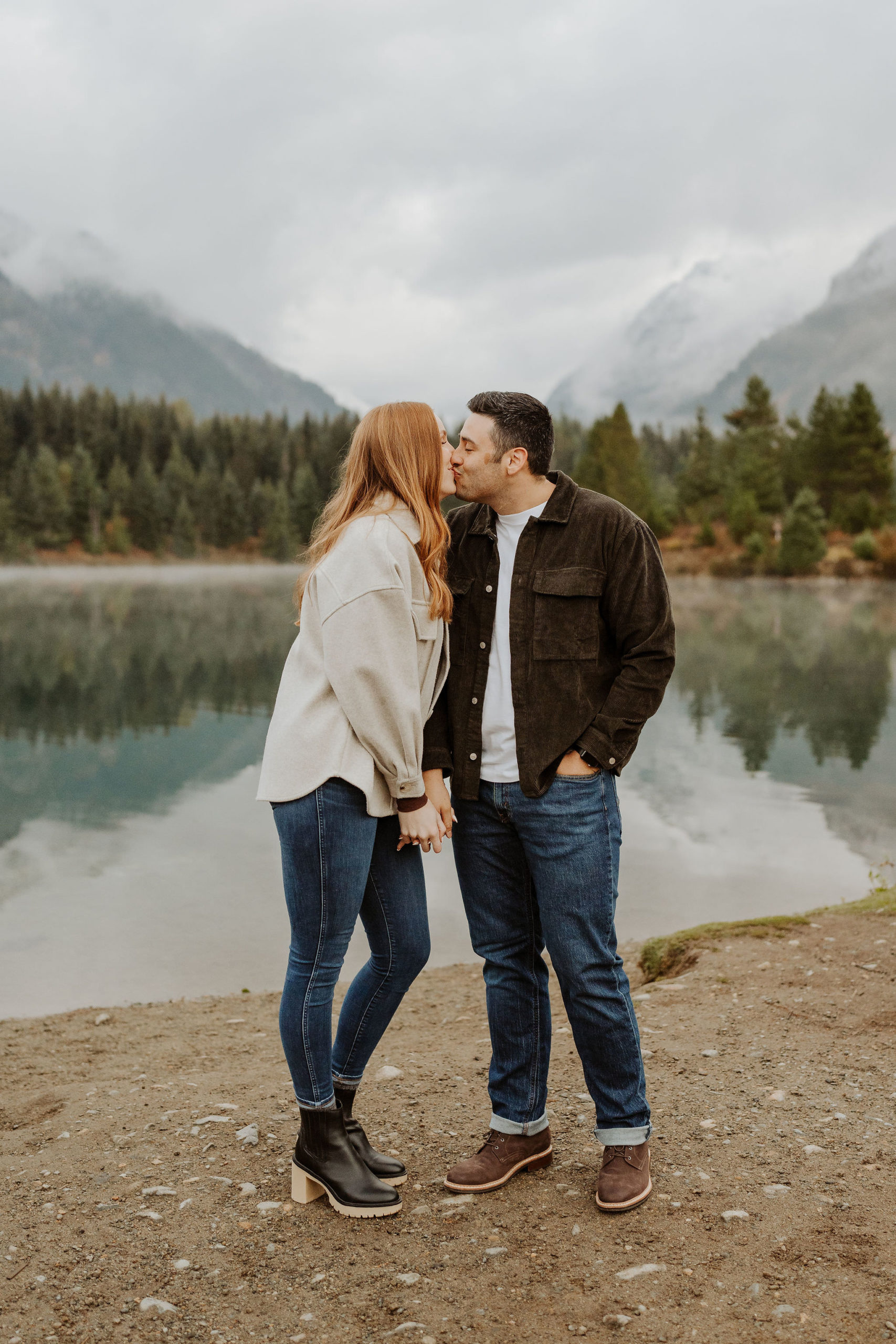 couple engagement shoot at Gold Creek Pond